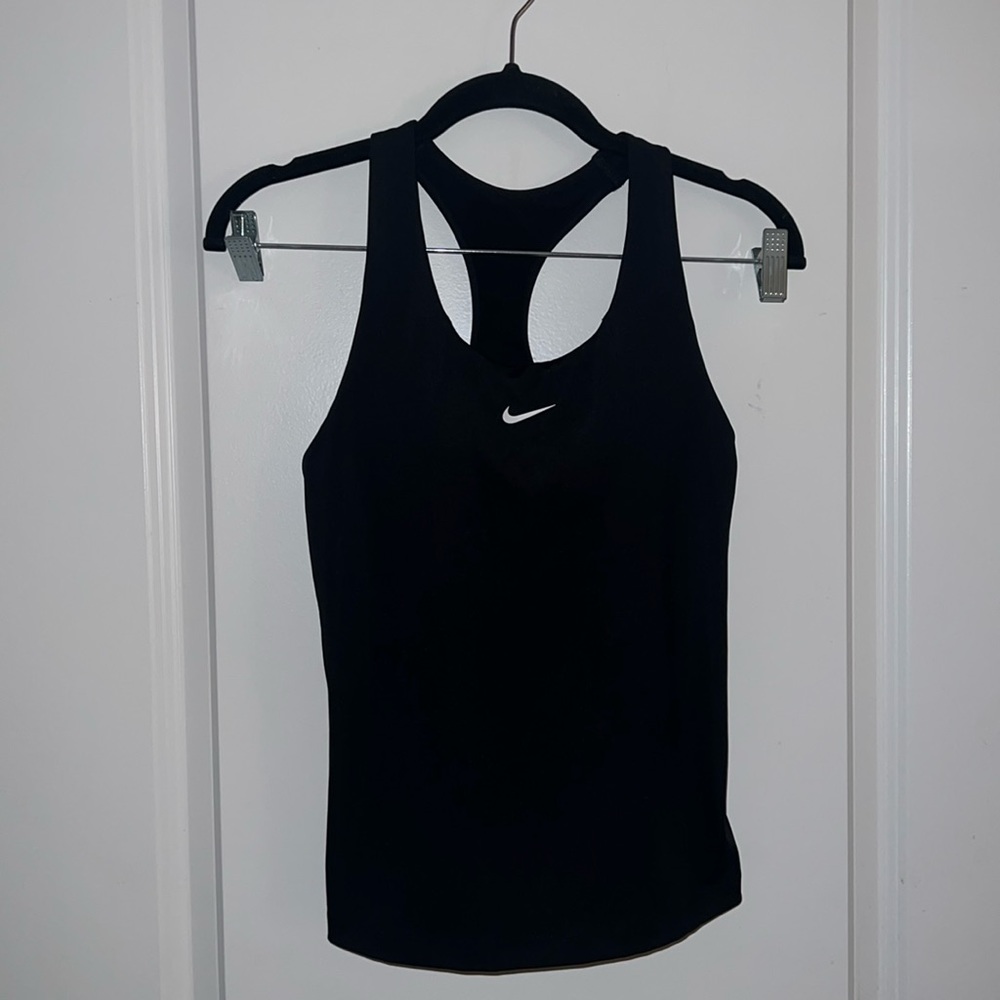 Nike tank top with built in sports bra